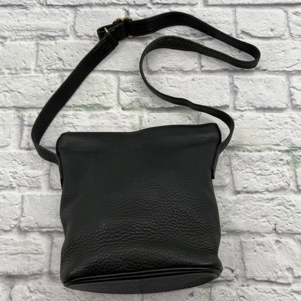 Coach Sonoma Bucket Bag 4907 Black Pebbled Leather Vintage Crossbody Classic